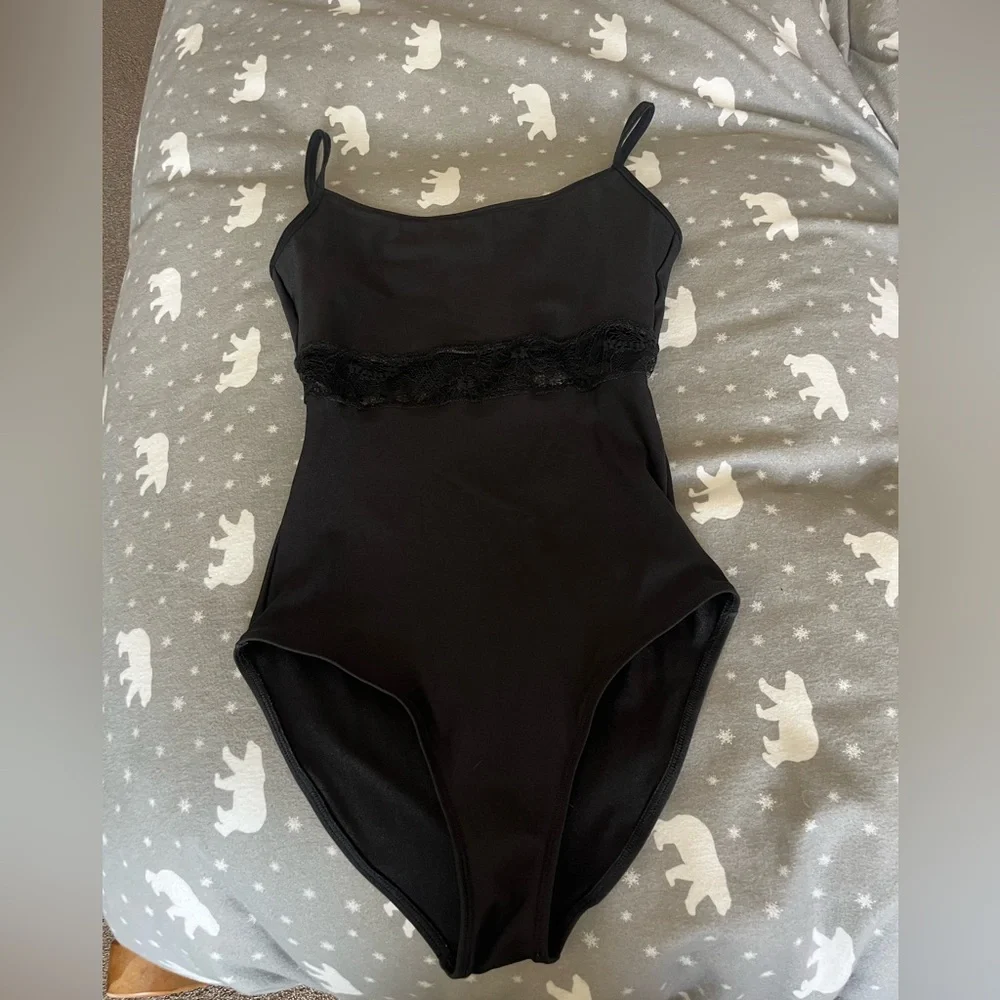 Lace Dellalo Leotard. - Picture 2 of 7